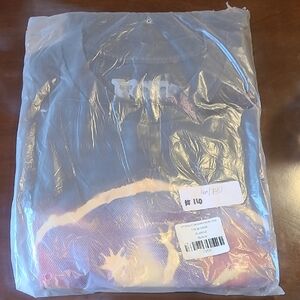 Graphic T-Shirt in Gray and Red